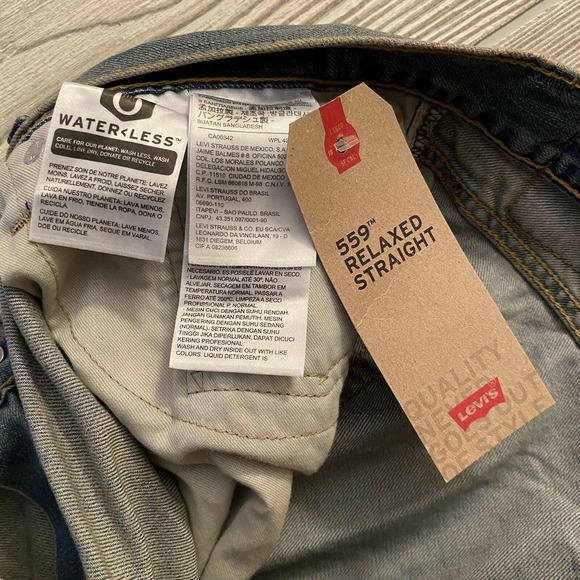 Levis 559 Relaxed Straight Jeans 38x30 Light Wash - Picture 5 of 10